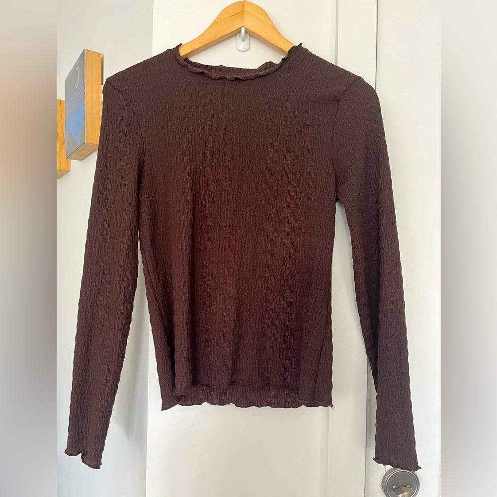 #13 Vero Moda chocolate brown scrunchy mock neck long sleeve top size small